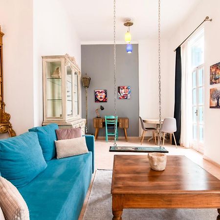 Neoclassical Loft In Monastiraki - Acropolis And Metro アテネ エクステリア 写真