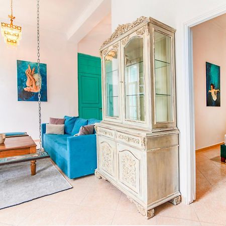 Neoclassical Loft In Monastiraki - Acropolis And Metro アテネ エクステリア 写真
