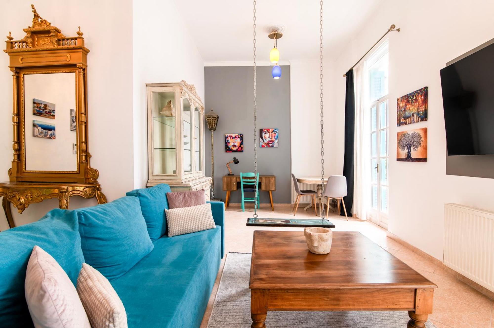 Neoclassical Loft In Monastiraki - Acropolis And Metro アテネ エクステリア 写真