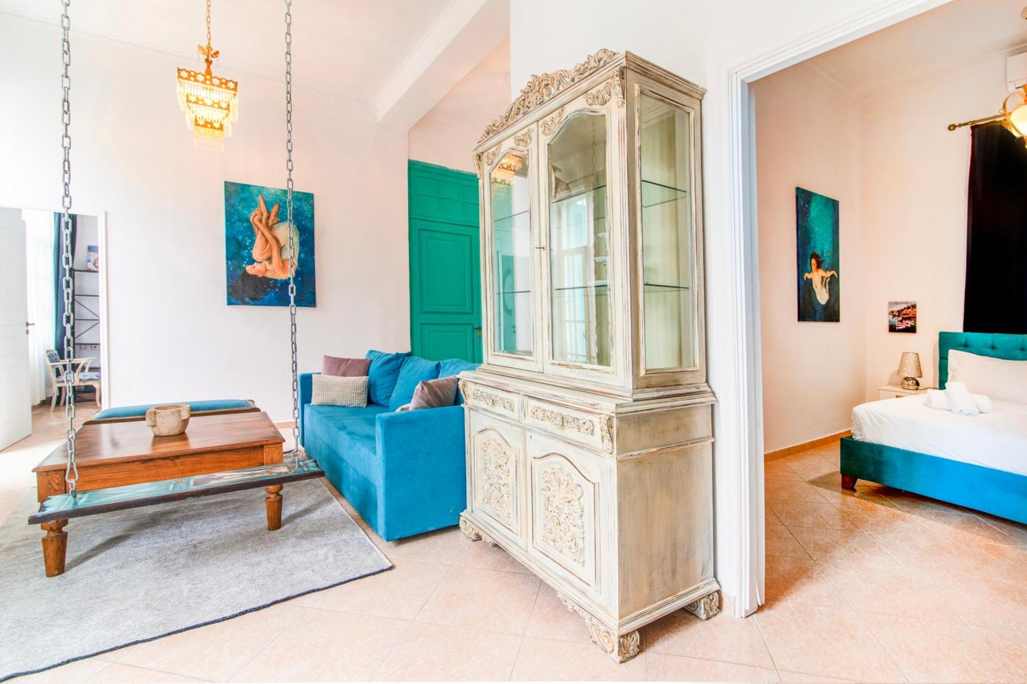 Neoclassical Loft In Monastiraki - Acropolis And Metro アテネ エクステリア 写真