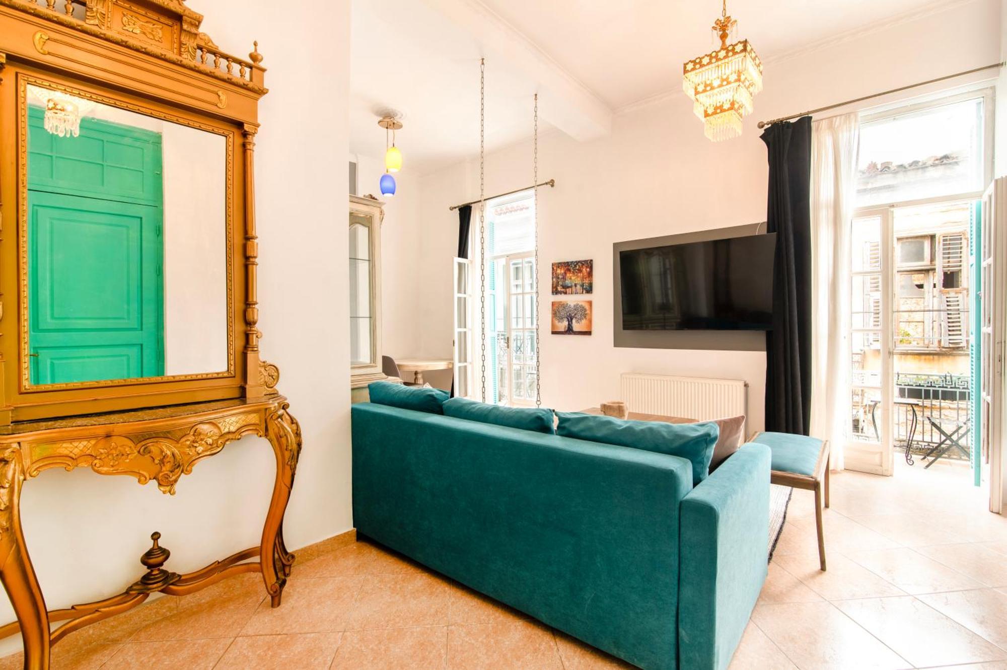Neoclassical Loft In Monastiraki - Acropolis And Metro アテネ エクステリア 写真